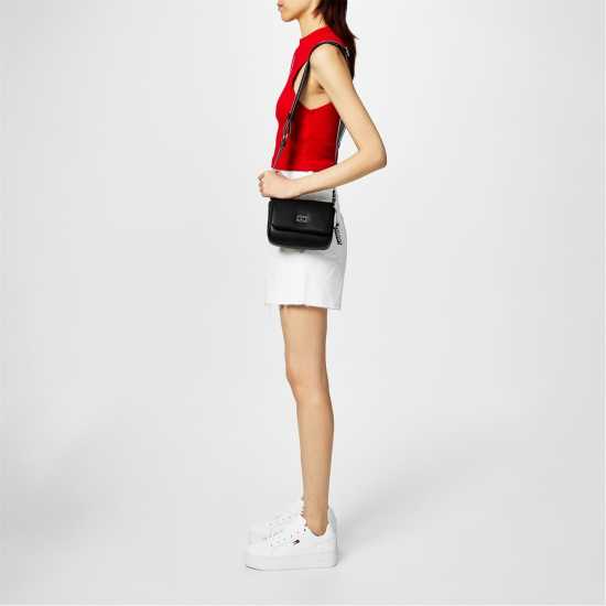 Tommy Jeans Tjw City Girl Small Flap Cross Черно Bags under 80