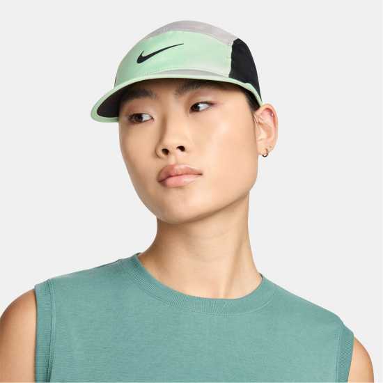 Nike Dri-Fit Fly Unstructured Swoosh Cap  Портмонета и джобове за бягане