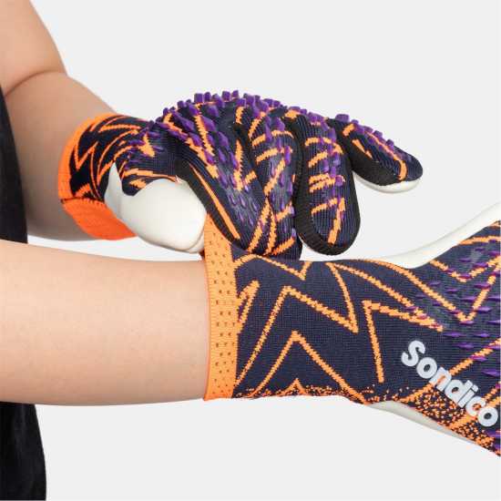 Sondico Match Goal Keeper Glove Червено Футболни аксесоари