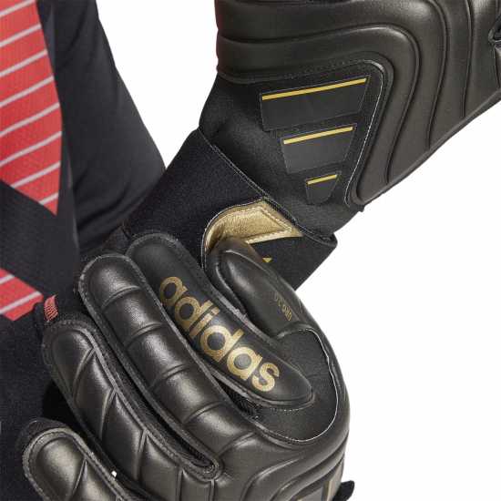 Adidas Вратарски Ръкавици Copa Pro Goalkeeper Gloves Adults Черно/Злато Вратарски ръкавици и облекло