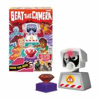 Tomy Beat The Camera Game  Подаръци и играчки