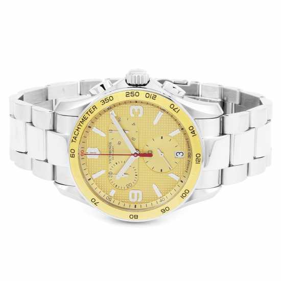 Victorinox Swiss Army Classic Stainless Steel Luxury Analogue Quartz Watch  Часовници