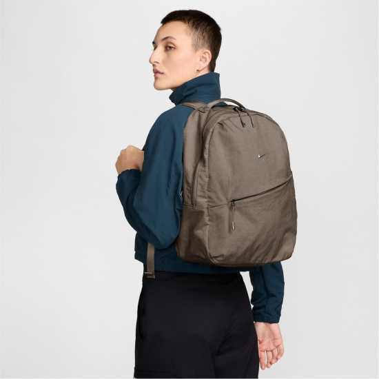 Nike Aura Backpack 52 Mink Brown/Silv Дамски чанти