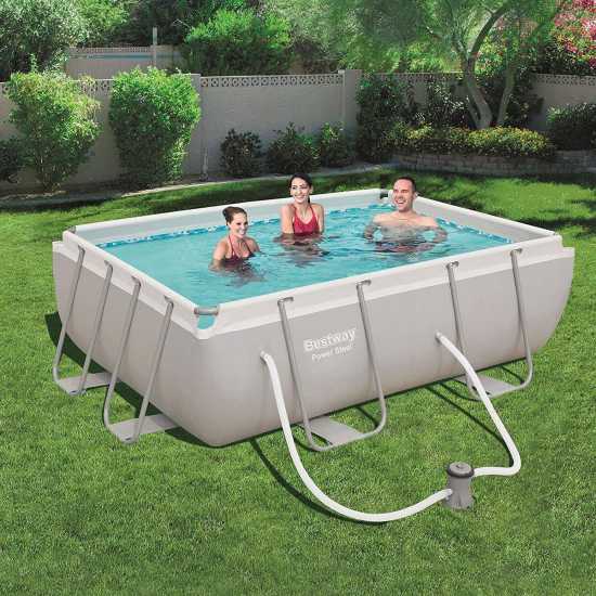 Bestway Steel Rectangle Swimming Pool  Градина