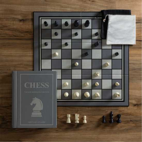 Hasbro Chess Vintage Bookshelf Edition  Подаръци и играчки