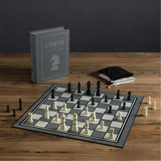 Hasbro Chess Vintage Bookshelf Edition  Подаръци и играчки