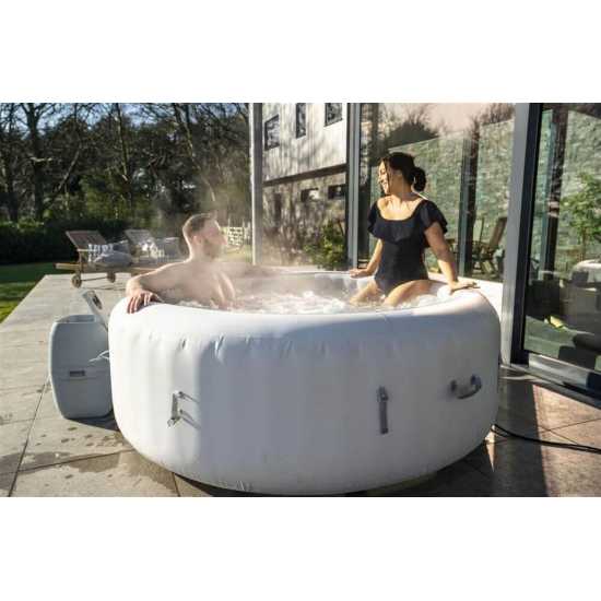 Lay-Z-Spa Paris Airjet Hot Tub  Градина