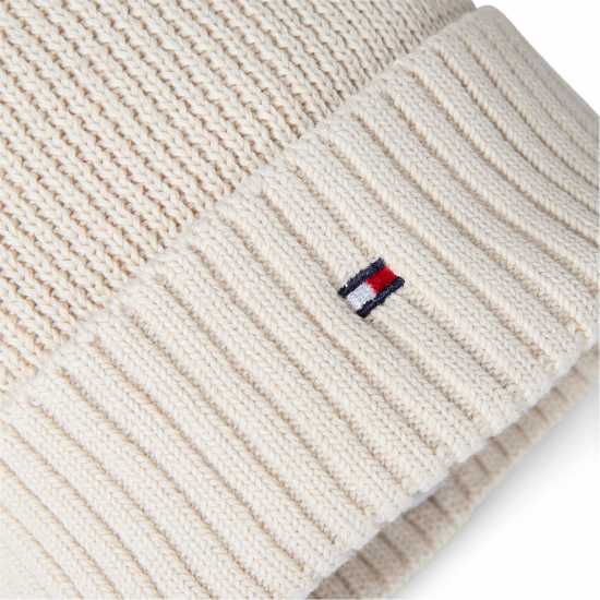 Tommy Hilfiger Th Essential Pom Pom Beanie Новинарско ACG Аксесоари за момичета