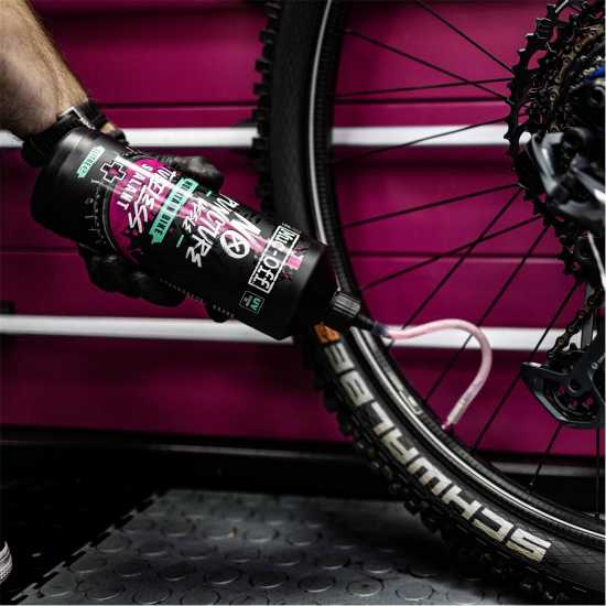 Muc-Off No Puncture Hassle Sealant - 1L  Колоездачни аксесоари