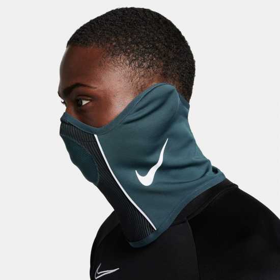 Nike Winter Warrior Men's Dri-FIT Global Football Snood Deep Jungle Футболни аксесоари