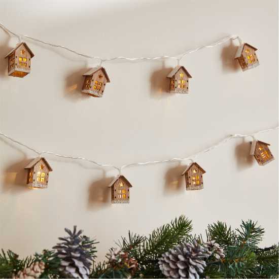 The Spirit Of Christmas Наниз От Лампички Wooden House String Lights  